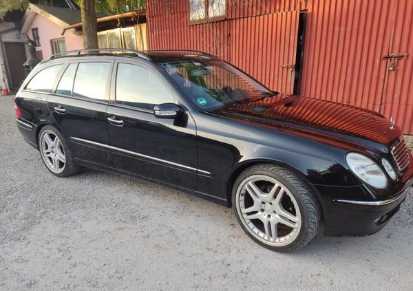 Mercedes-Benz Klasa E cena 17000 przebieg: 271900, rok produkcji 2004 z Pasym małe 191